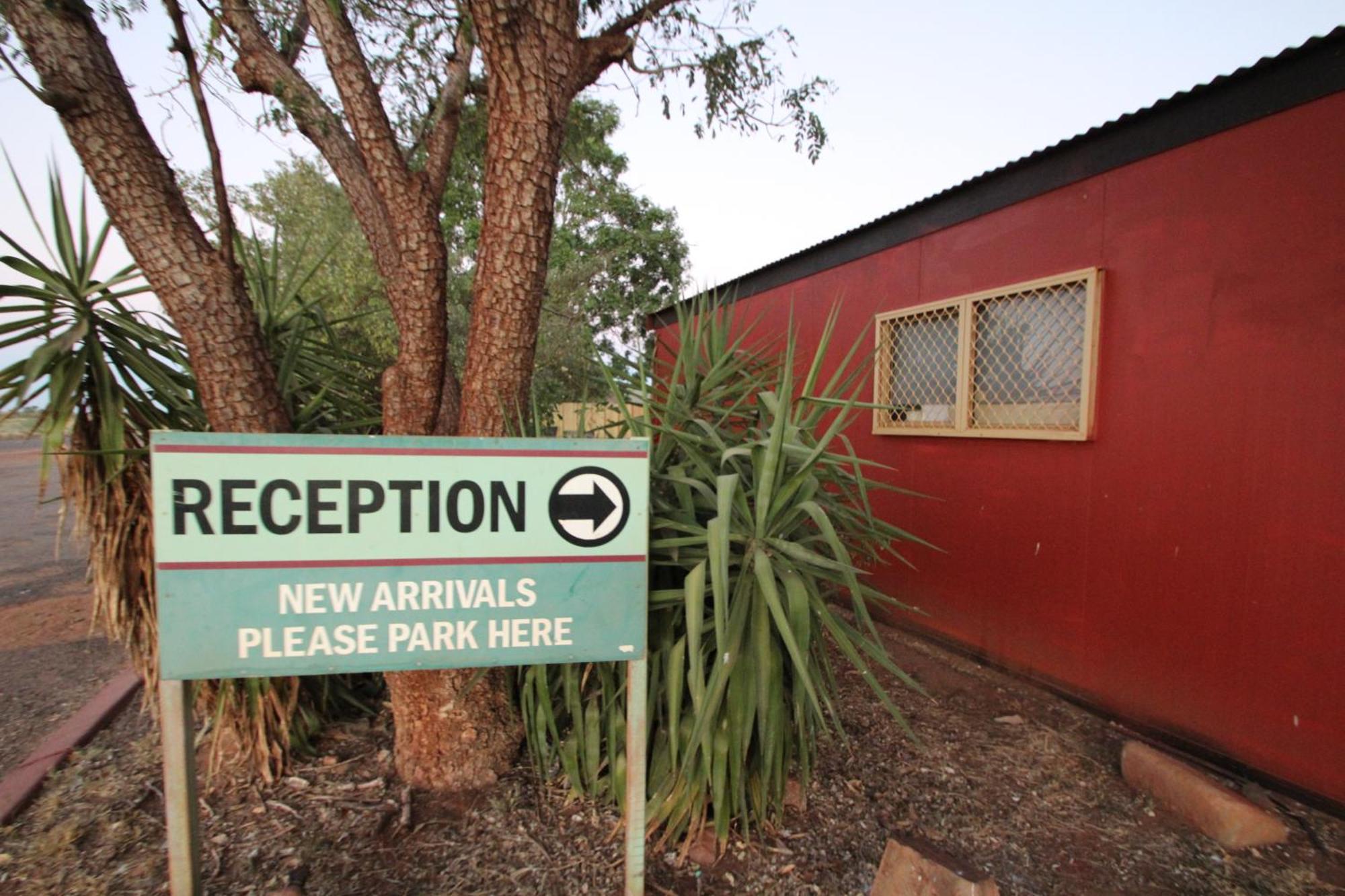 Aaok Karratha Caravan Park Ngoại thất bức ảnh