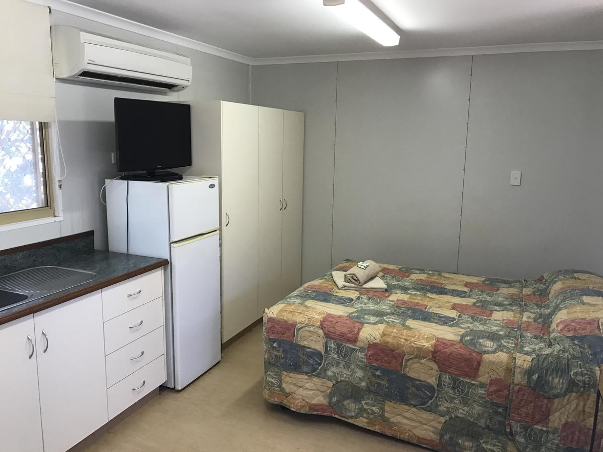Aaok Karratha Caravan Park Ngoại thất bức ảnh
