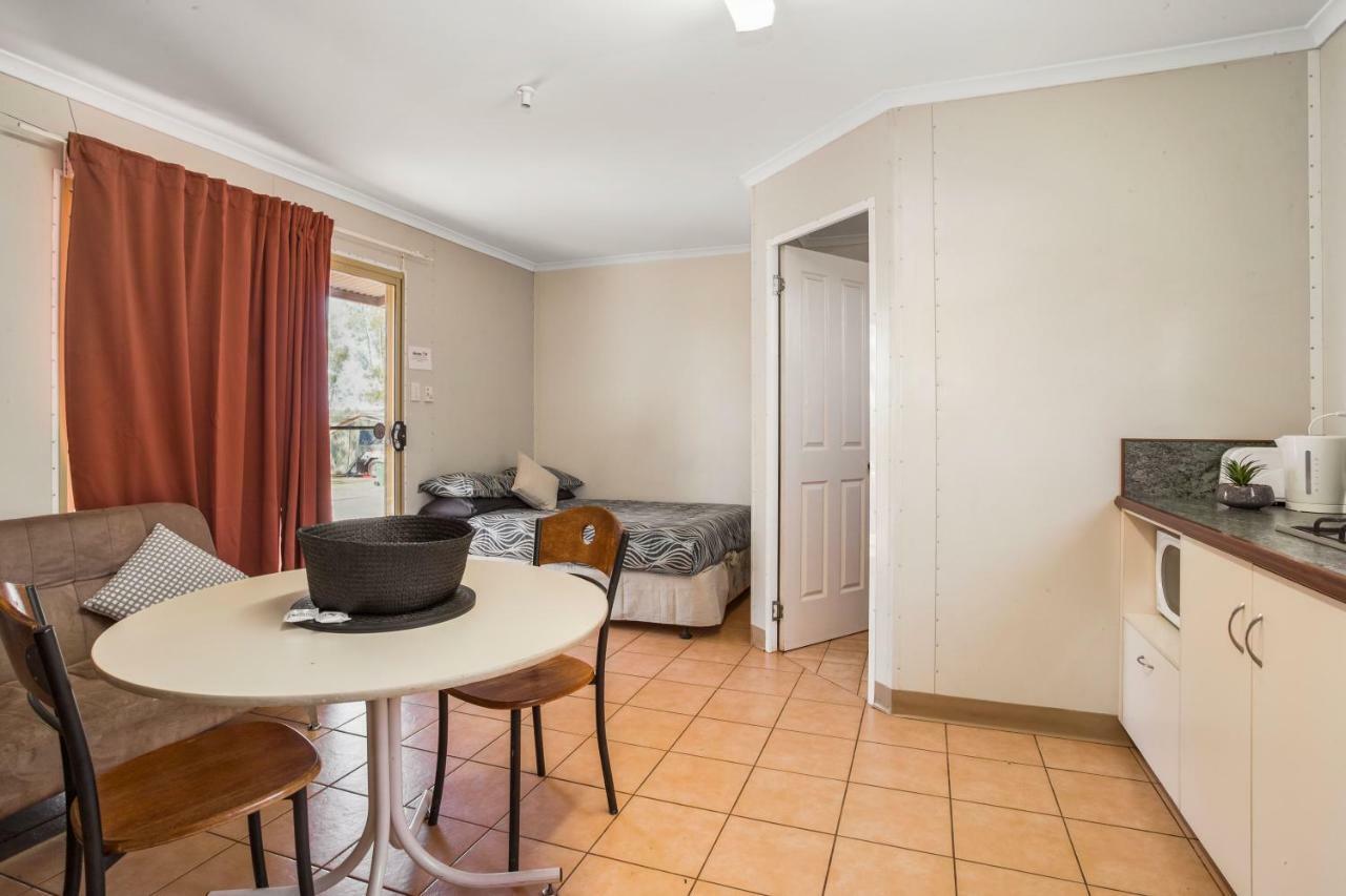 Aaok Karratha Caravan Park Ngoại thất bức ảnh