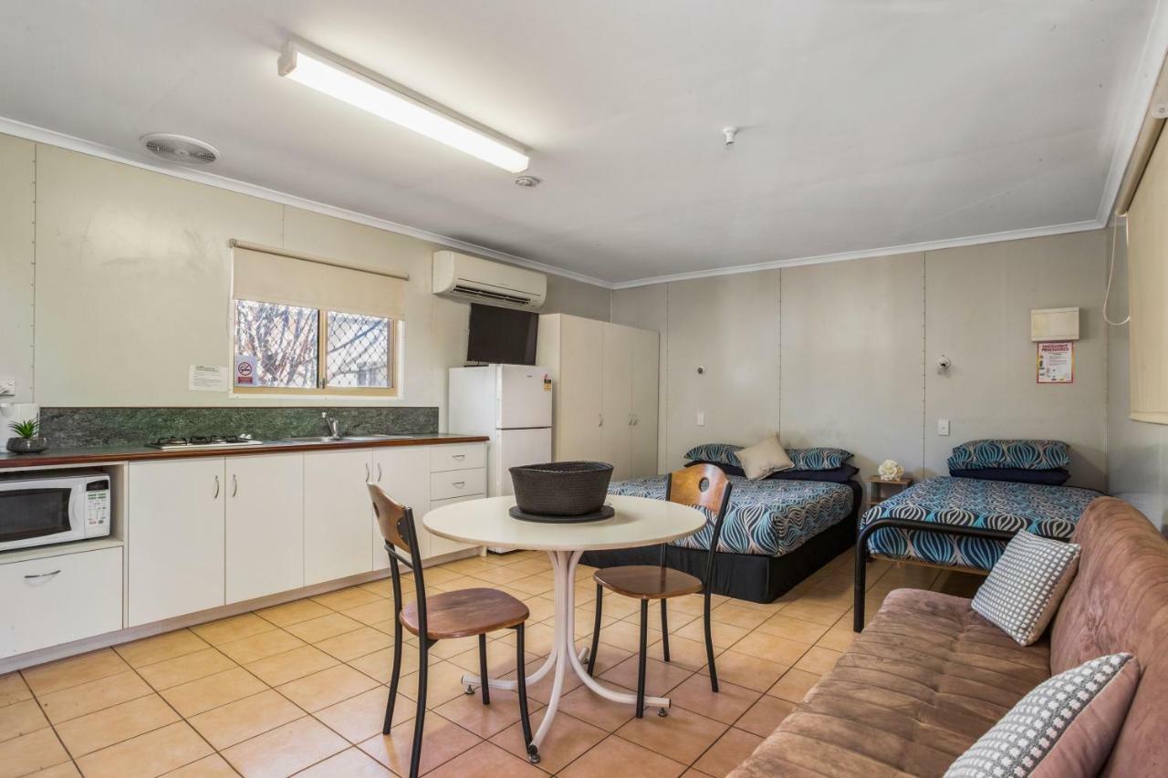 Aaok Karratha Caravan Park Ngoại thất bức ảnh